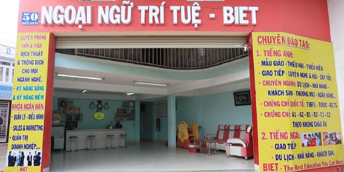 Trung tâm Ngoại ngữ Trí Tuệ - BIET.