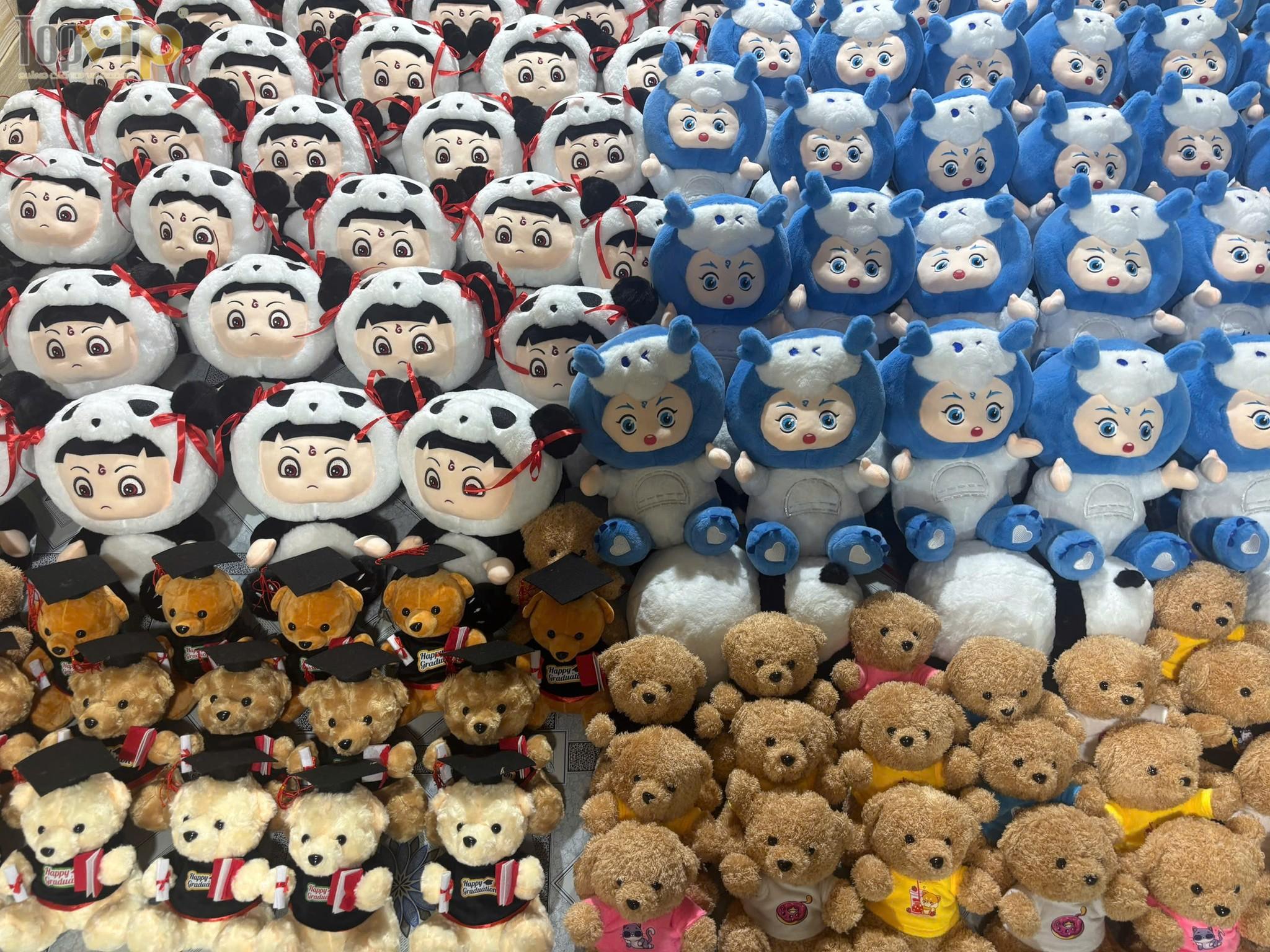 XƯỞNG MAY GẤU BÔNG TỐT NGHIỆP GIÁ SỈ – GIA CÔNG THEO YÊU CẦU, GIÁ XUẤT XƯỞNG